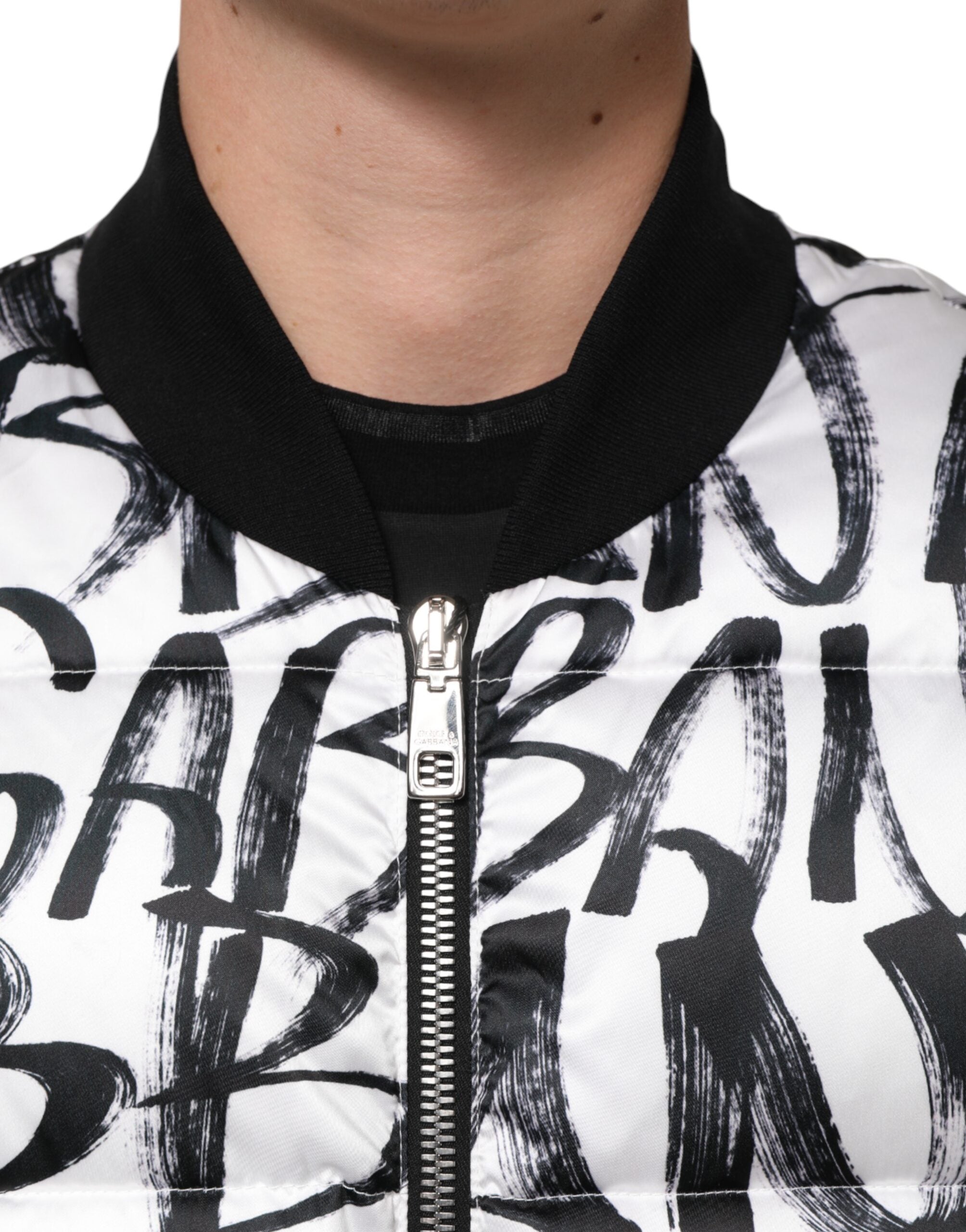 Hvit Svart Graffiti Logo Puffer Bomberjakke