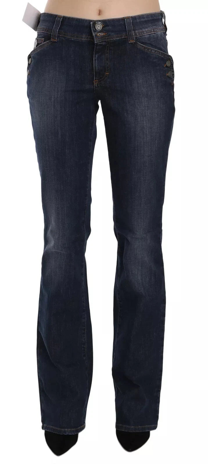 Blå tvättade jeans med utsvängd denim och medelhög midja 