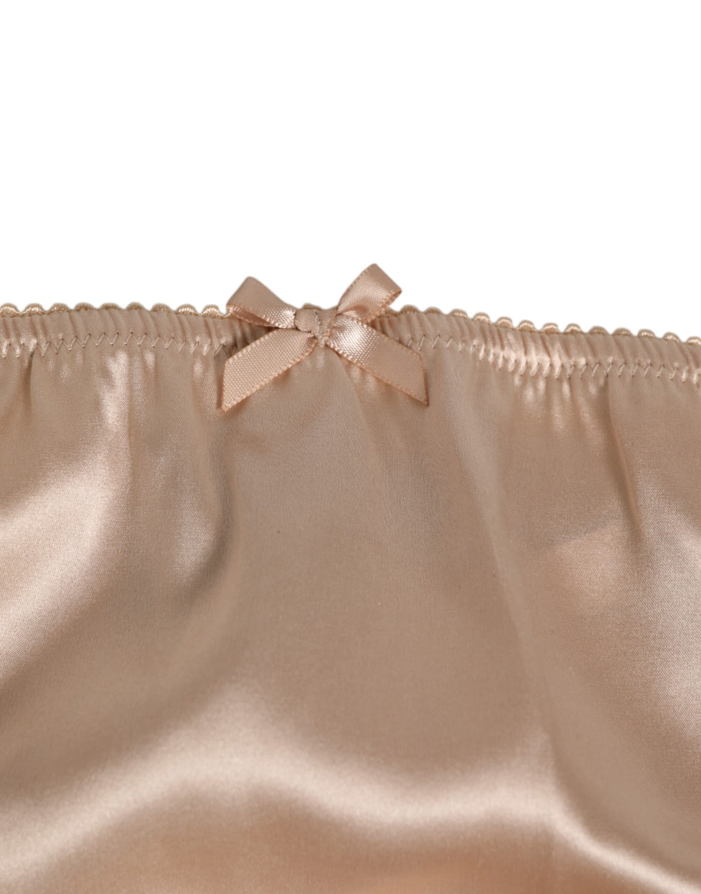 Rosébeige silke-sateng-truse med blondekant