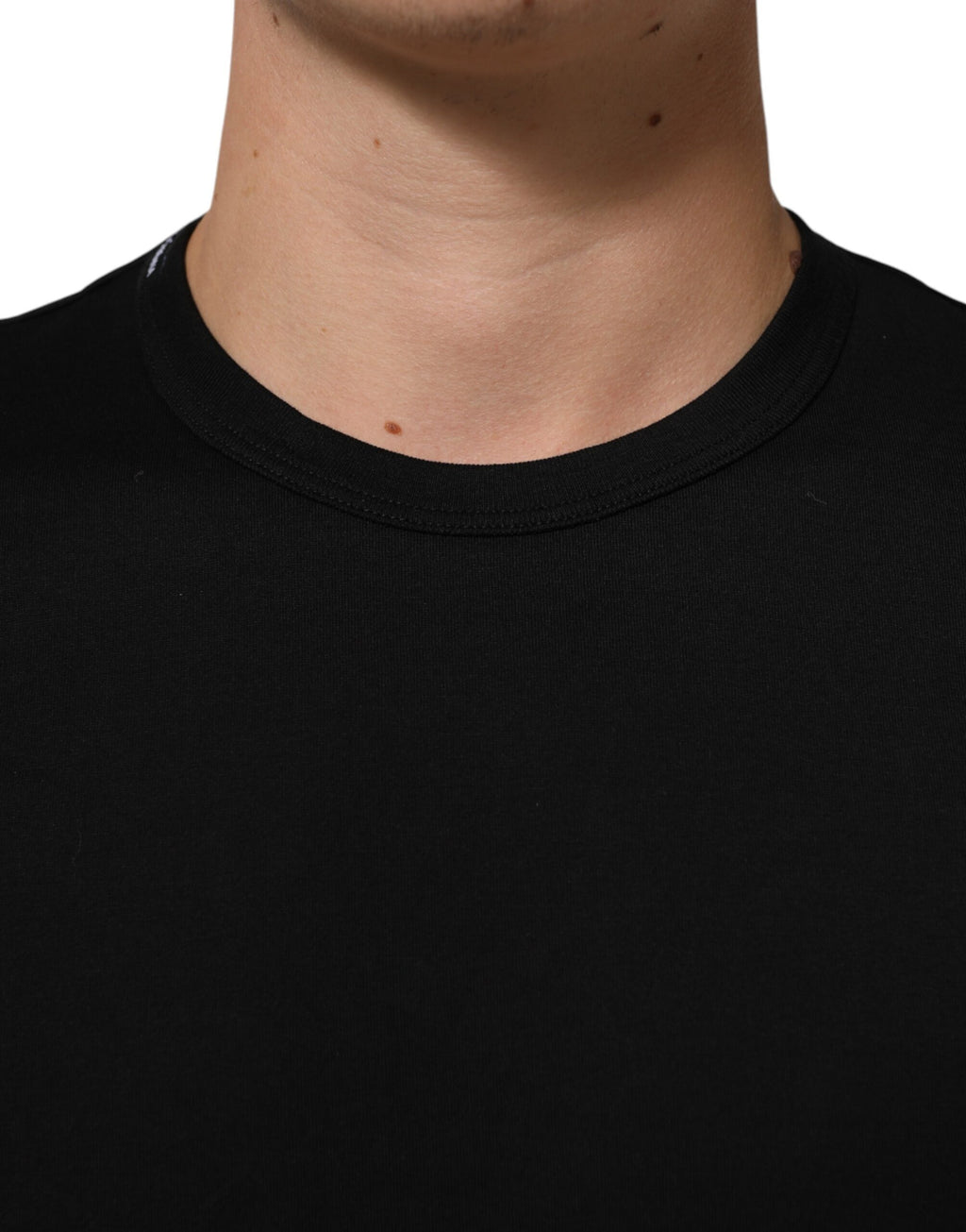 Svart Goodluck 2021 bomulls-t-shirt med rund hals