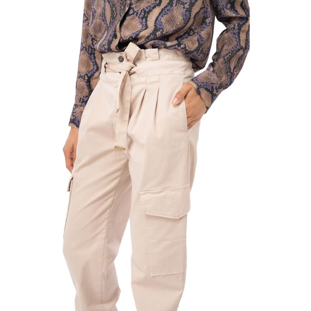 Rosa bomullsjeans och byxor