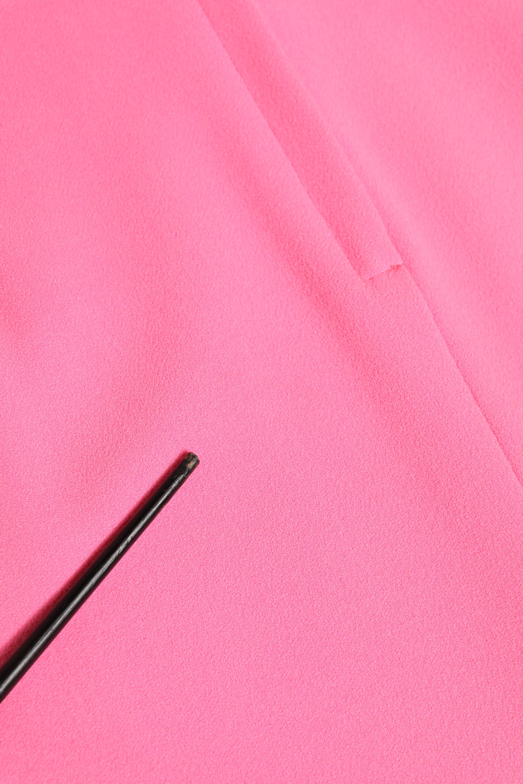 Rosa polyester långärmad fodralklänning i midimodell
