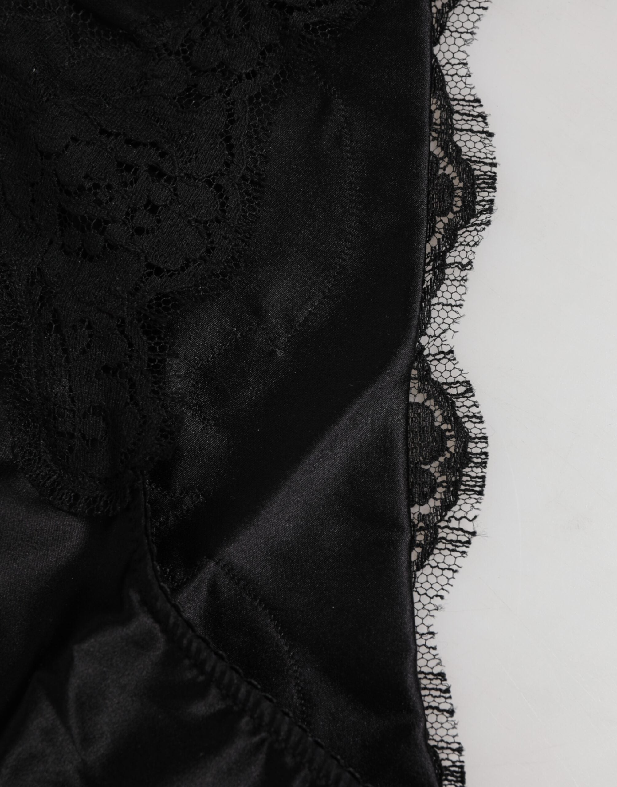 Svarta siden-satin blommiga spets trosor underkläder