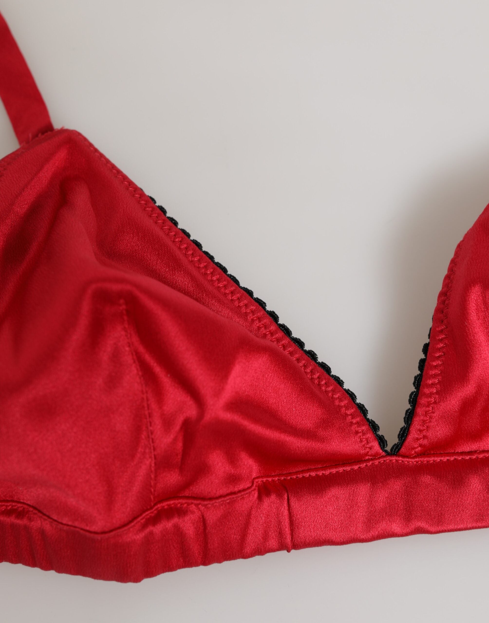 Röda siden-satin triangel mjuka koppar Br underkläder
