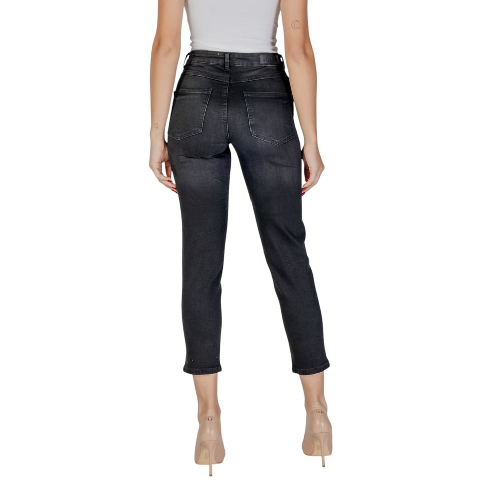 Svarta bomullsmomjeans