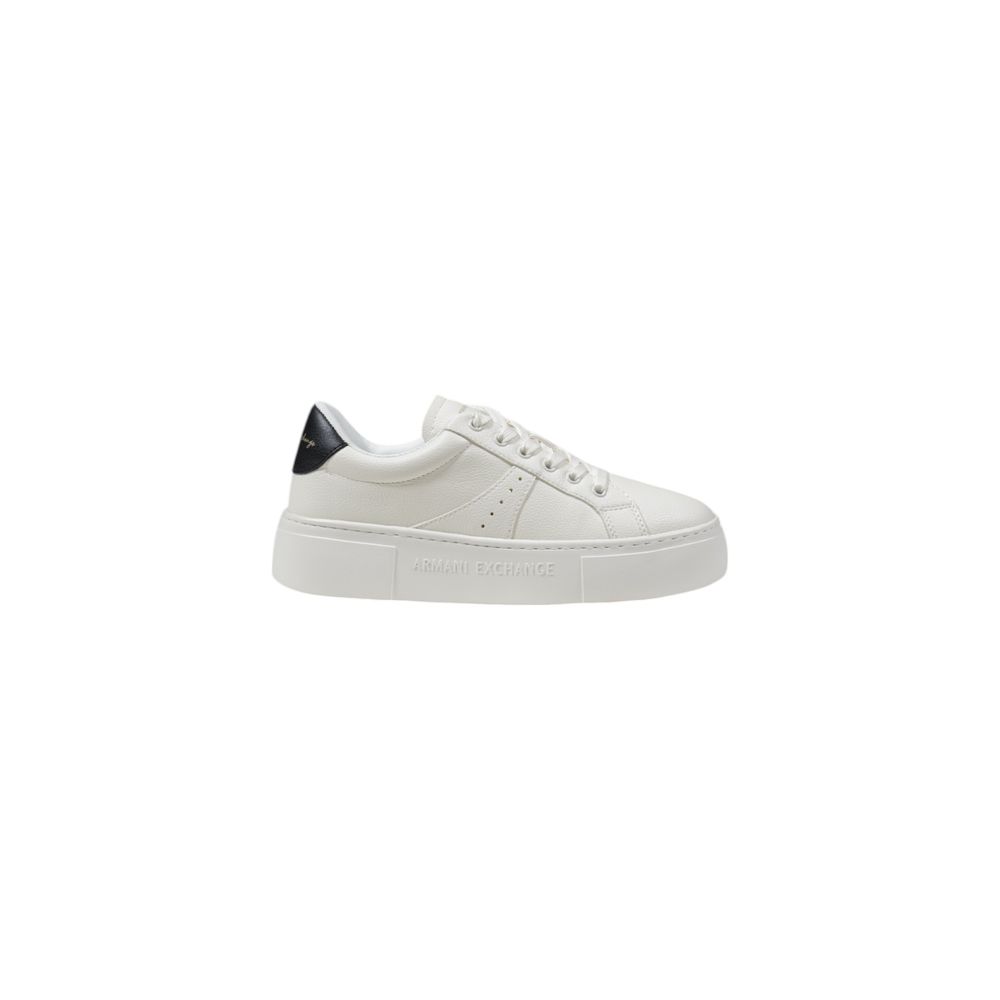 Svarta polyestersneakers