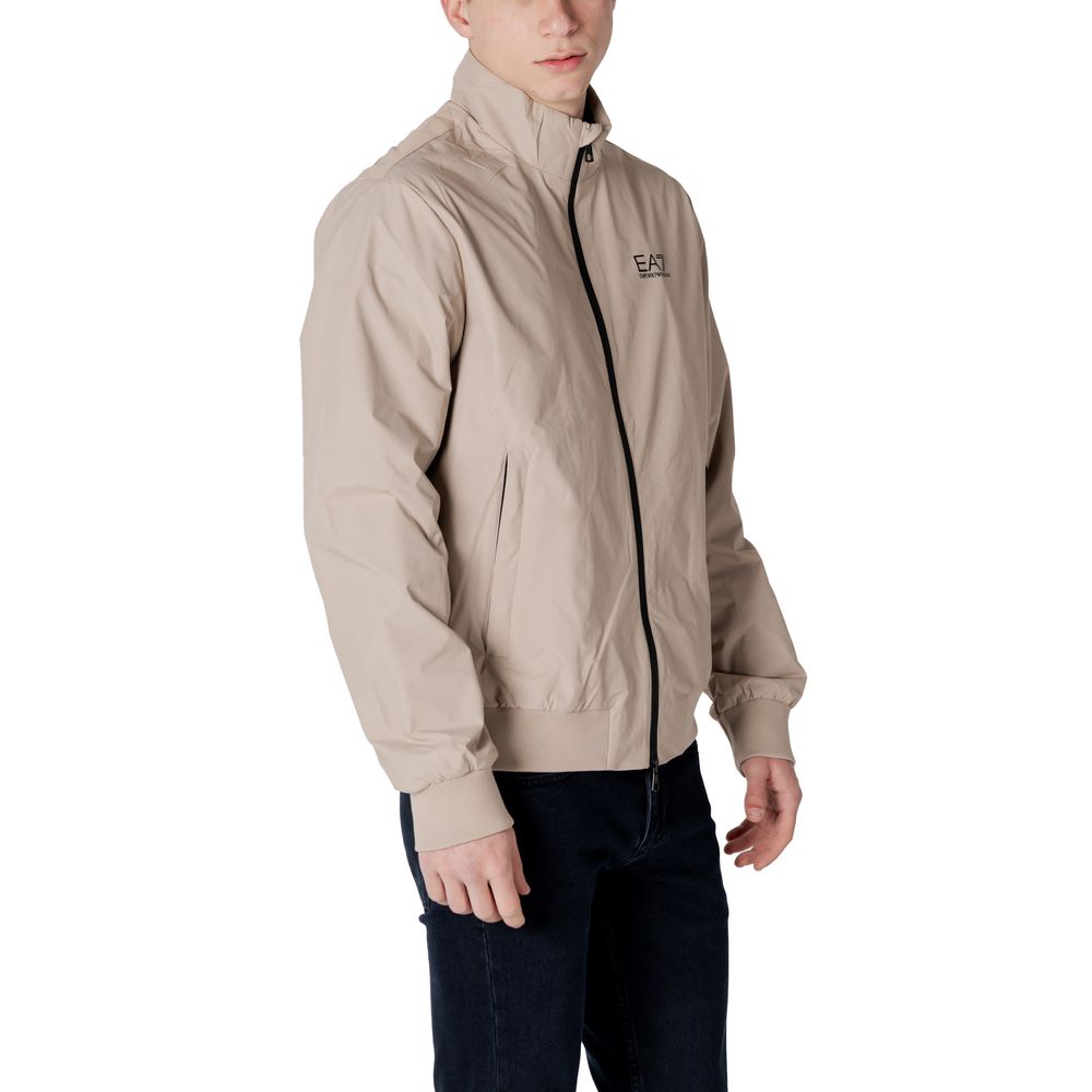 Beige polyamidjakker og -frakker
