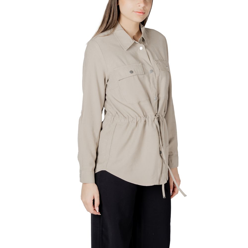 Beige viskosskjorta