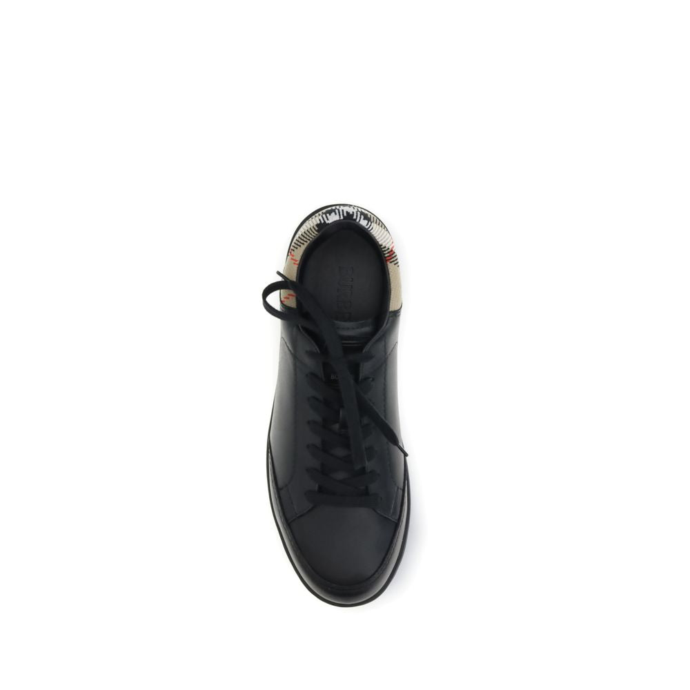 Burberry Black Calf Leather Bos Taurus Low Top Sneakers